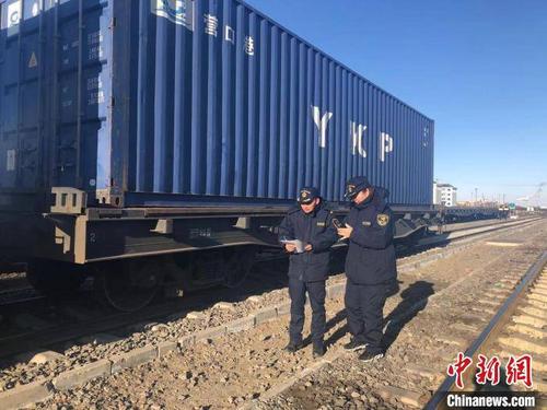 梁晓虹 摄对于2020年的这一"成绩单",内蒙古伽木国际货物运输代理